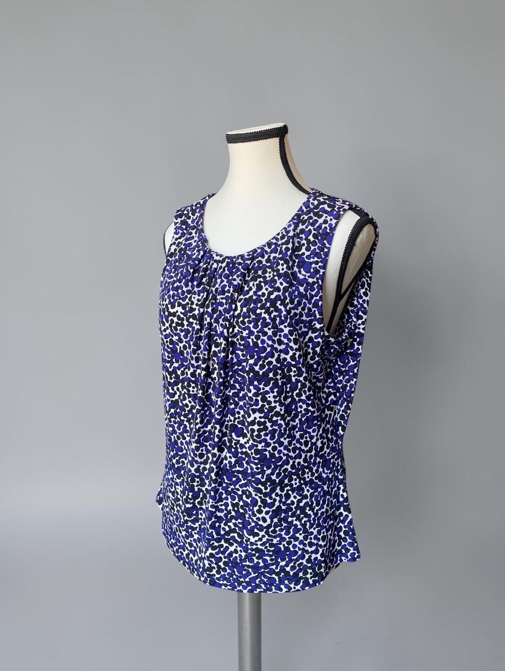 Calvin Klein Womens Blouse Top L Pleated Neck Blue Black Spotted Chiffon Keyhole